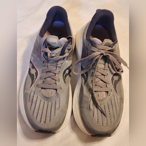 Saucony Tempus Womens 6.5 Road Running Stability Trainer Gray And White - Picture 2 of 6